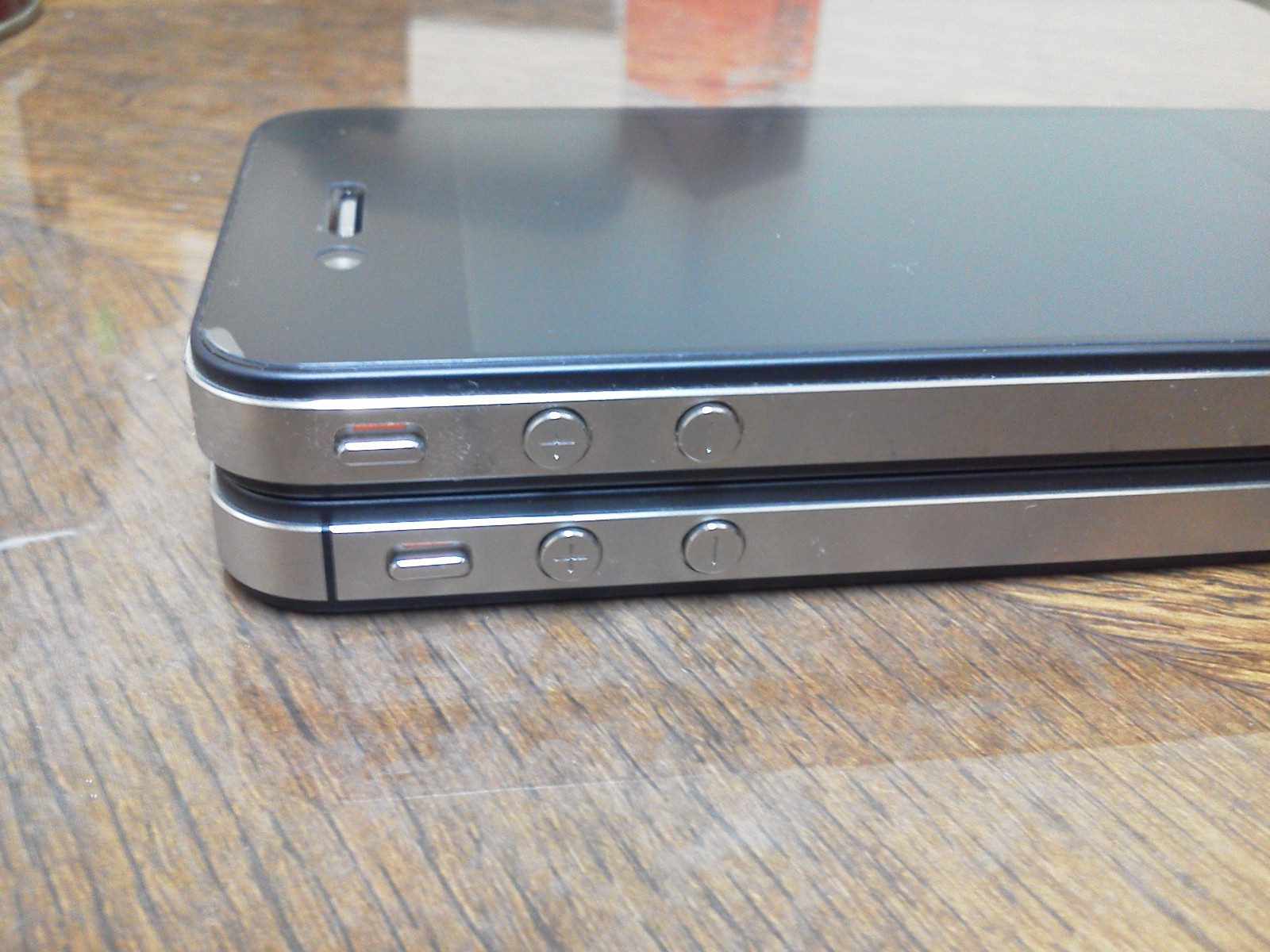 iPhone4とiPhone4S iPhone4とiPhone4S